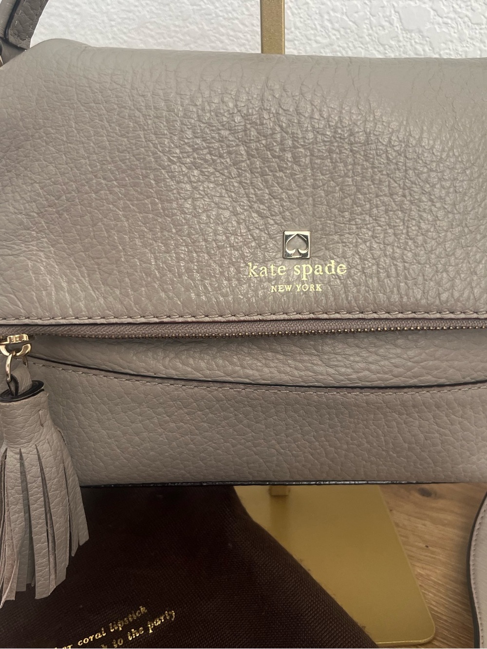 Kate Spade New York Cobby Hill Convertible Crossbody in Gray Beige with Dust Bag - Picture 2 of 16